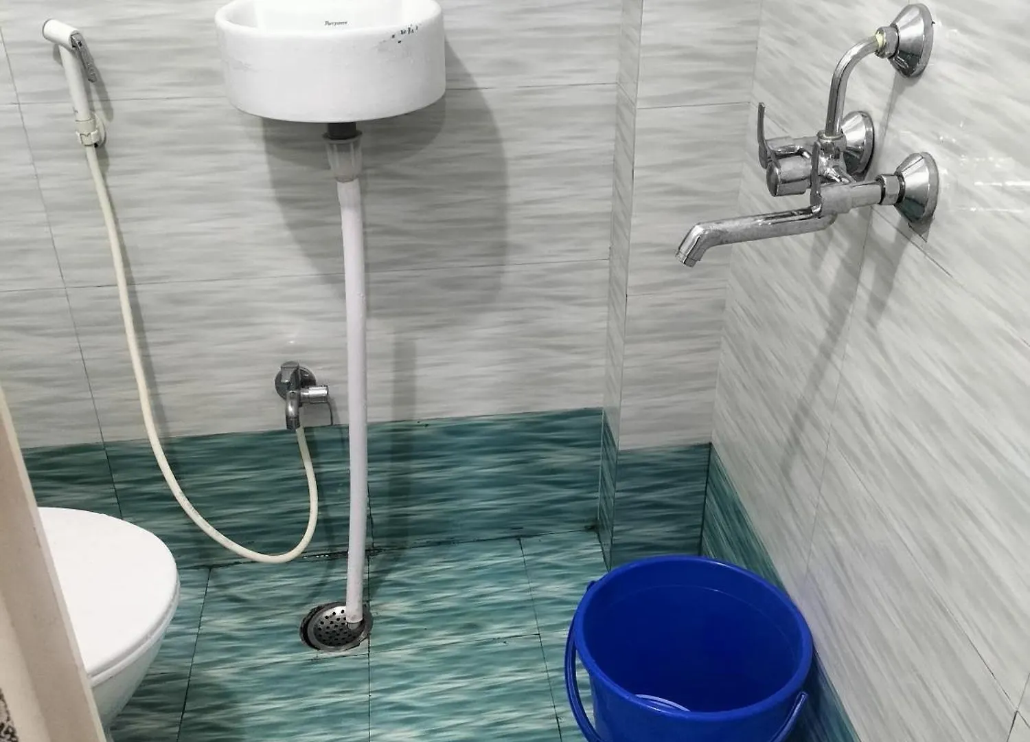 Savitri Home Stay Varanasi